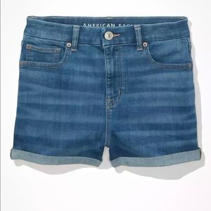 AE Curvy High Rise Short Show BNWT